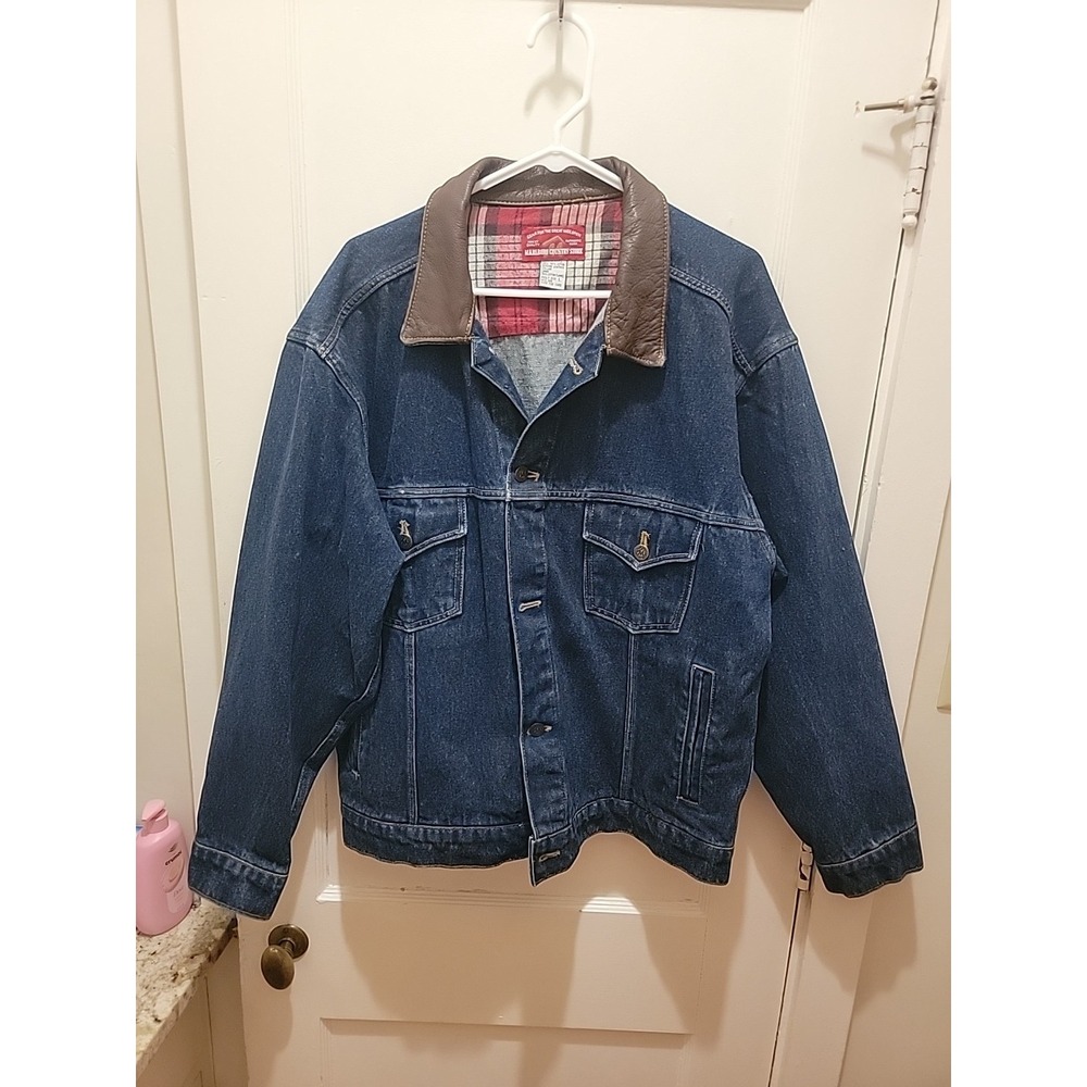 Vintage 1990's Marlboro Country Store Denim Jacket with Leather Collar Size L